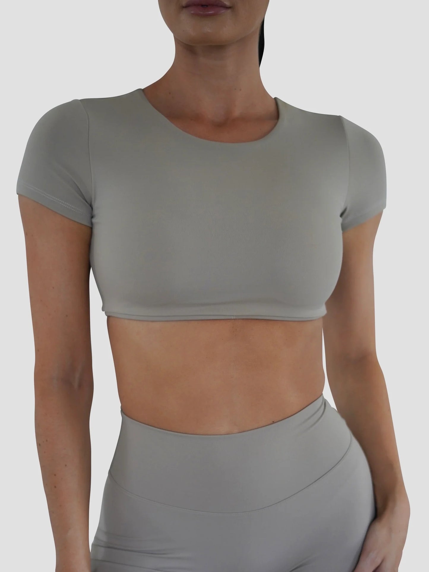 Top Essence | Gris